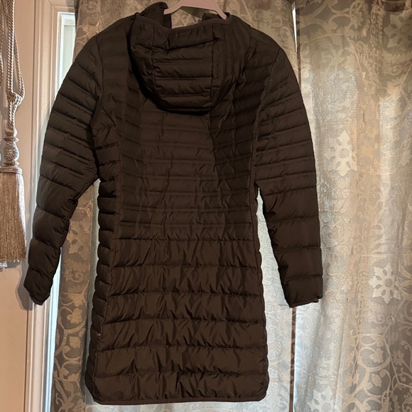 Columbia women’s McKay Lake medium gray Hooded 3/4 Puffer Jacket - Picture 4 of 8